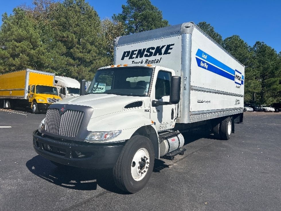 Medium Duty Box Truck-Light and Medium Duty Trucks-International-2022-MV607-Greensboro-NC-220,881\n\t\tmiles-$ 46,250 - Image 3
