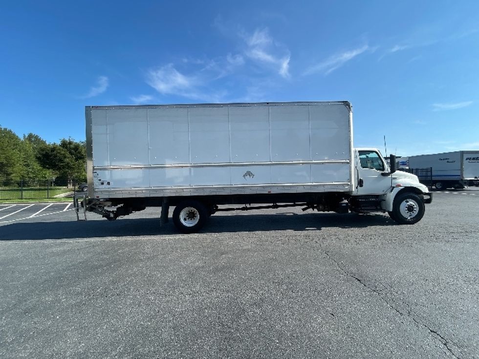 Medium Duty Box Truck-Light and Medium Duty Trucks-International-2022-MV607-Greensboro-NC-266,032\n\t\tmiles-$ 47,500 - Image 15