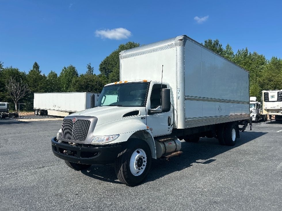 Medium Duty Box Truck-Light and Medium Duty Trucks-International-2022-MV607-Greensboro-NC-266,032\n\t\tmiles-$ 47,500 - Image 3