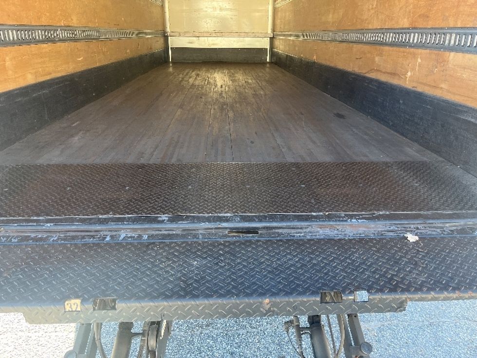 Medium Duty Box Truck-Light and Medium Duty Trucks-International-2022-MV607-Greer-SC-211,127\n\t\tmiles-$ 53,250 - Image 10