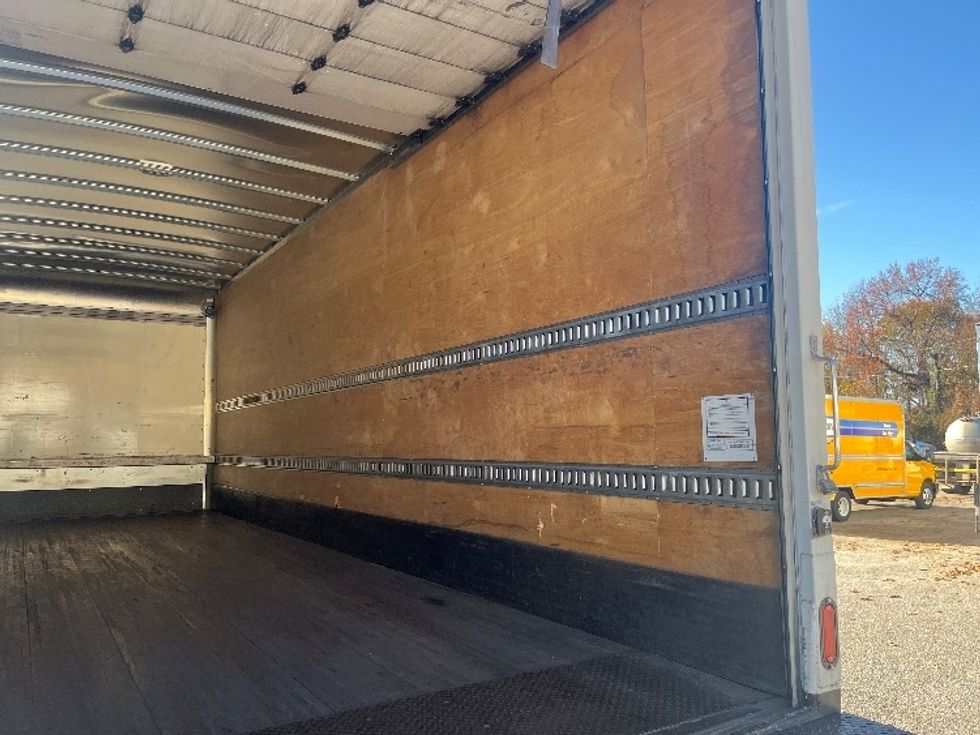 Medium Duty Box Truck-Light and Medium Duty Trucks-International-2022-MV607-Greer-SC-211,127\n\t\tmiles-$ 53,250 - Image 12