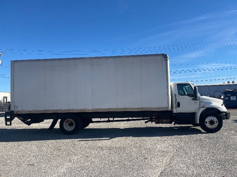 Medium Duty Box Truck-Light and Medium Duty Trucks-International-2022-MV607-Greer-SC-211,127\n\t\tmiles-$ 53,250 - Image 15
