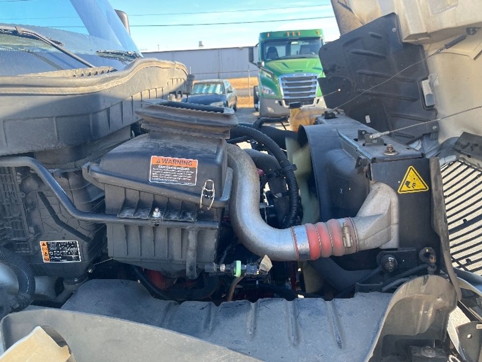 Medium Duty Box Truck-Light and Medium Duty Trucks-International-2022-MV607-Greer-SC-211,127\n\t\tmiles-$ 53,250 - Image 23