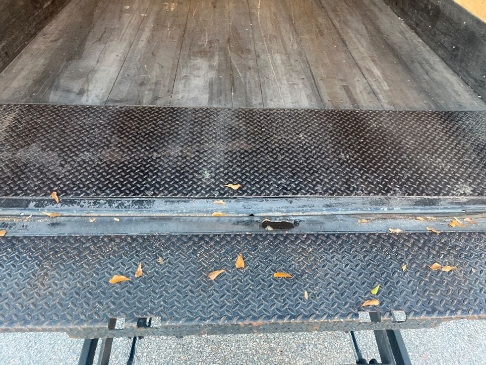 Medium Duty Box Truck-Light and Medium Duty Trucks-International-2022-MV607-Greer-SC-231,372\n\t\tmiles-$ 49,250 - Image 10