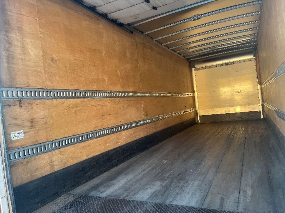 Medium Duty Box Truck-Light and Medium Duty Trucks-International-2022-MV607-Greer-SC-231,372\n\t\tmiles-$ 49,250 - Image 11