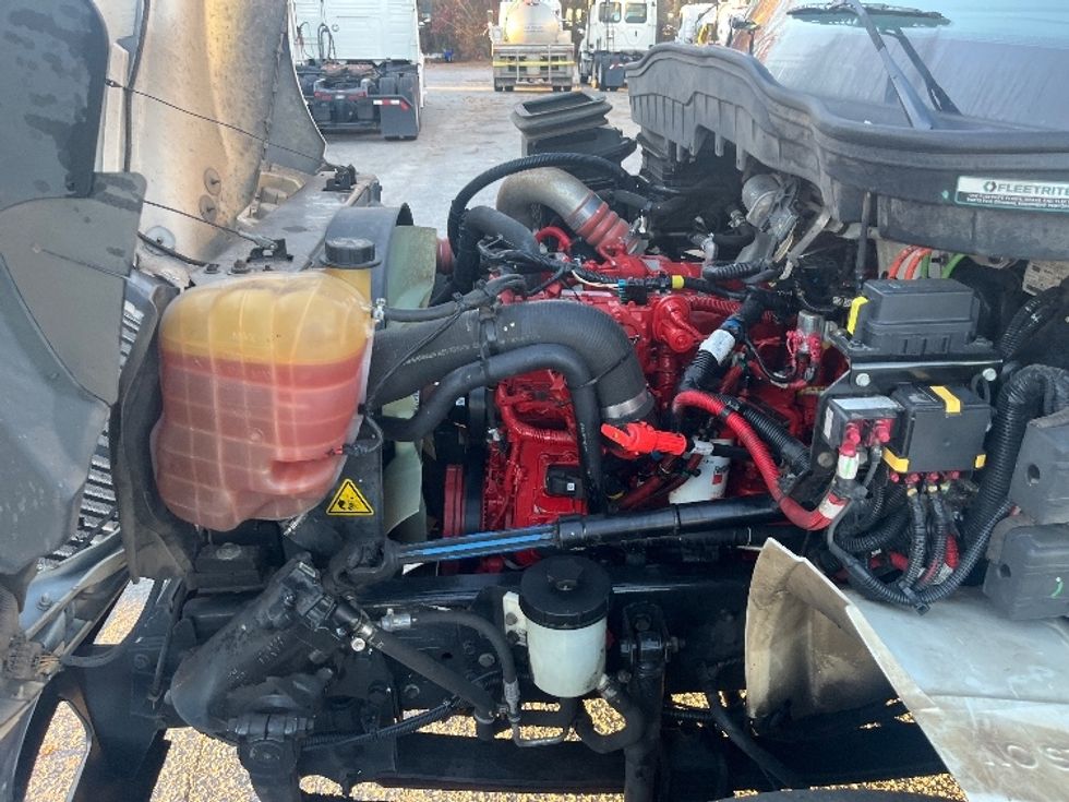 Medium Duty Box Truck-Light and Medium Duty Trucks-International-2022-MV607-Greer-SC-231,372\n\t\tmiles-$ 49,250 - Image 24