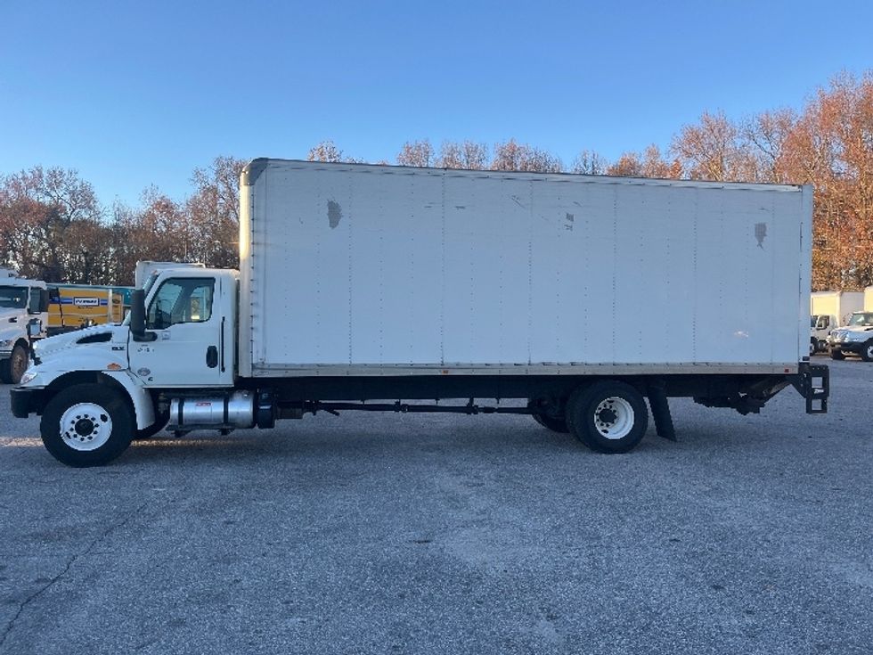 Medium Duty Box Truck-Light and Medium Duty Trucks-International-2022-MV607-Greer-SC-231,372\n\t\tmiles-$ 49,250 - Image 4