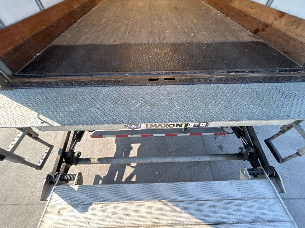 Medium Duty Box Truck-Light and Medium Duty Trucks-International-2022-MV607-Hammond-LA-106,428\n\t\tmiles-$ 74,250 - Image 10