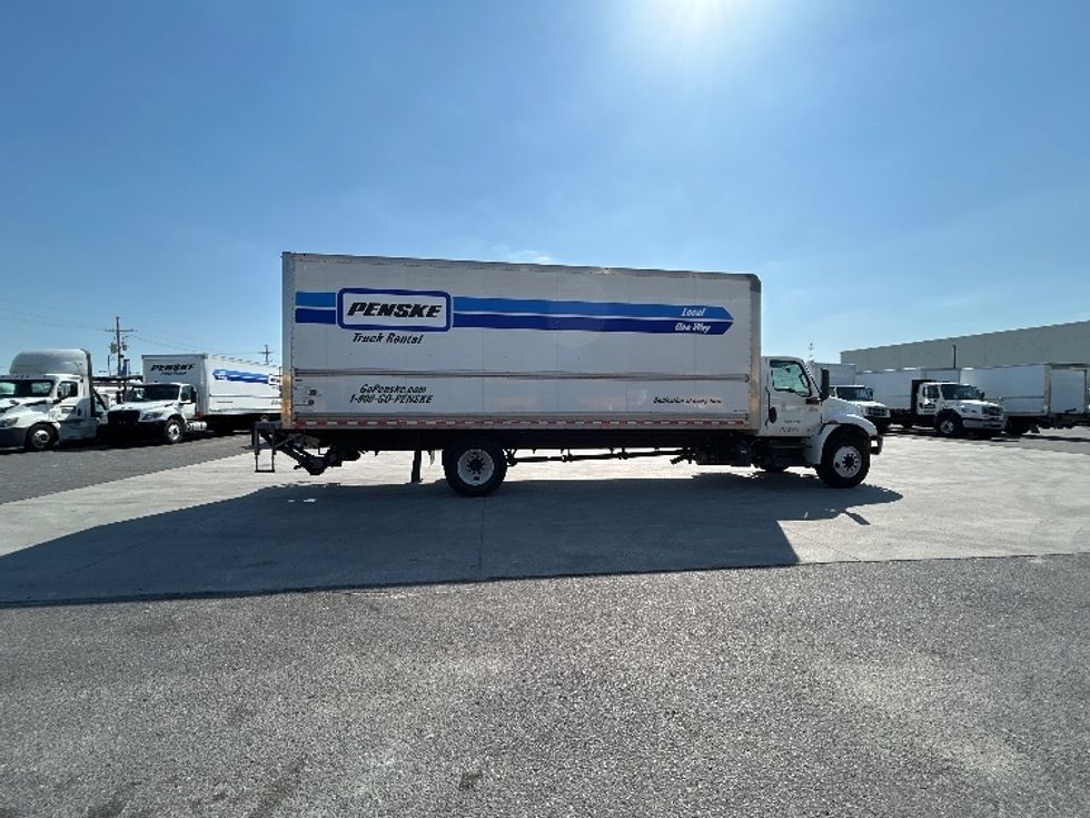 Medium Duty Box Truck-Light and Medium Duty Trucks-International-2022-MV607-Hammond-LA-106,428\n\t\tmiles-$ 74,250 - Image 15