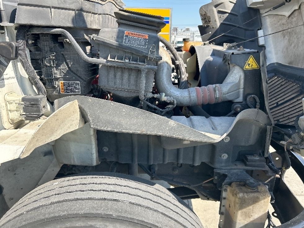 Medium Duty Box Truck-Light and Medium Duty Trucks-International-2022-MV607-Hammond-LA-106,428\n\t\tmiles-$ 74,250 - Image 23