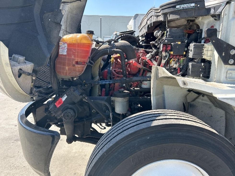 Medium Duty Box Truck-Light and Medium Duty Trucks-International-2022-MV607-Hammond-LA-106,428\n\t\tmiles-$ 74,250 - Image 24