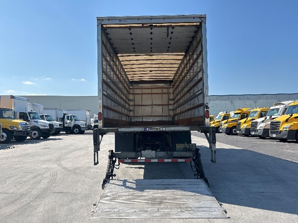 Medium Duty Box Truck-Light and Medium Duty Trucks-International-2022-MV607-Hammond-LA-106,428\n\t\tmiles-$ 74,250 - Image 9