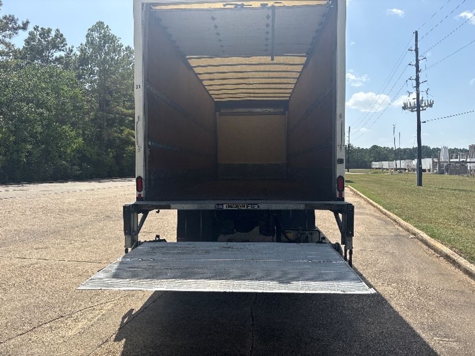 Medium Duty Box Truck-Light and Medium Duty Trucks-International-2022-MV607-Hammond-LA-189,425\n\t\tmiles-$ 69,250 - Image 9