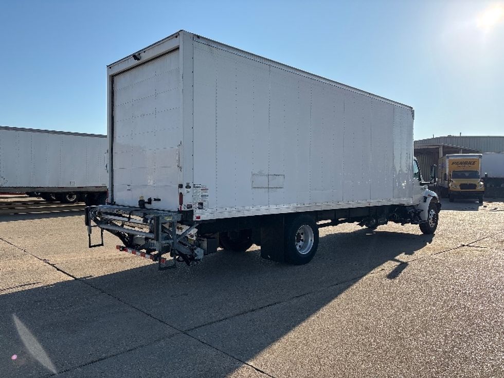 Medium Duty Box Truck-Light and Medium Duty Trucks-International-2022-MV607-Hammond-LA-240,078\n\t\tmiles-$ 49,500 - Image 13
