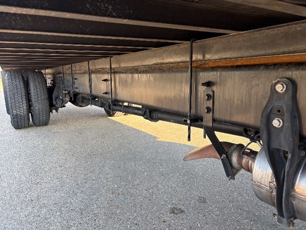 Medium Duty Box Truck-Light and Medium Duty Trucks-International-2022-MV607-Hammond-LA-240,078\n\t\tmiles-$ 49,500 - Image 14
