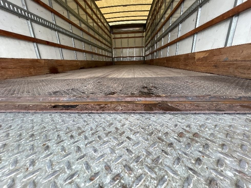Medium Duty Box Truck-Light and Medium Duty Trucks-International-2022-MV607-Harahan-LA-119,194\n\t\tmiles-$ 70,750 - Image 10