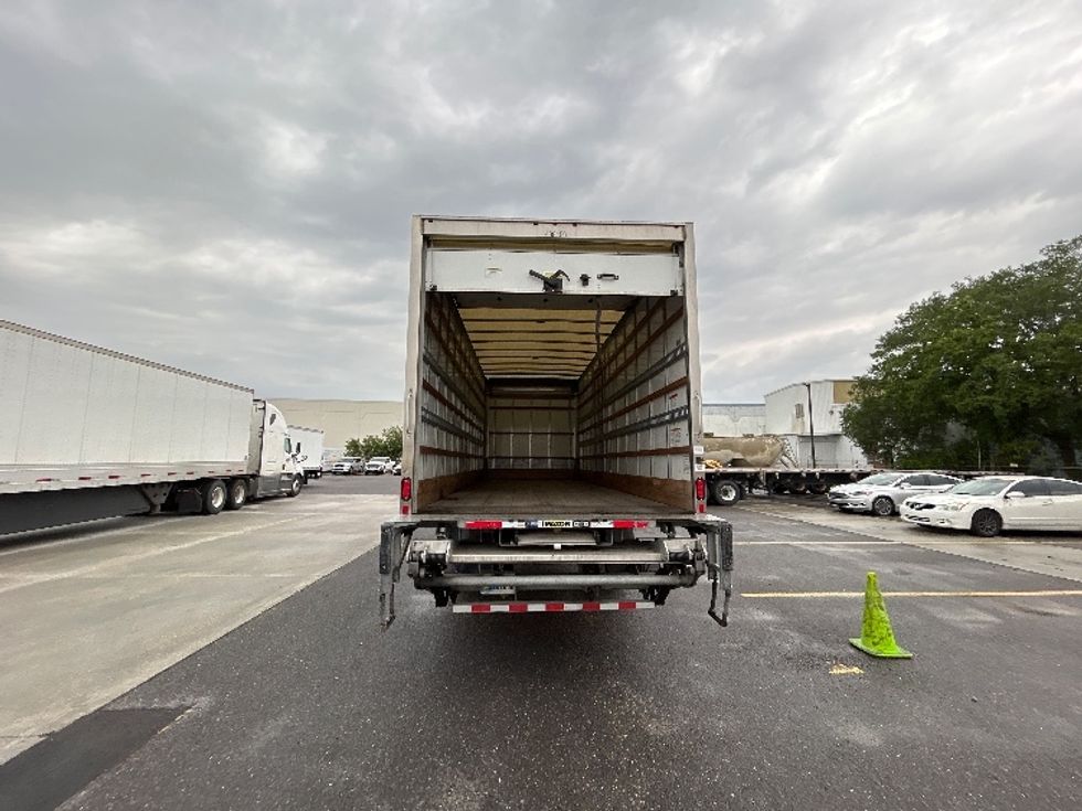 Medium Duty Box Truck-Light and Medium Duty Trucks-International-2022-MV607-Harahan-LA-119,194\n\t\tmiles-$ 70,750 - Image 8