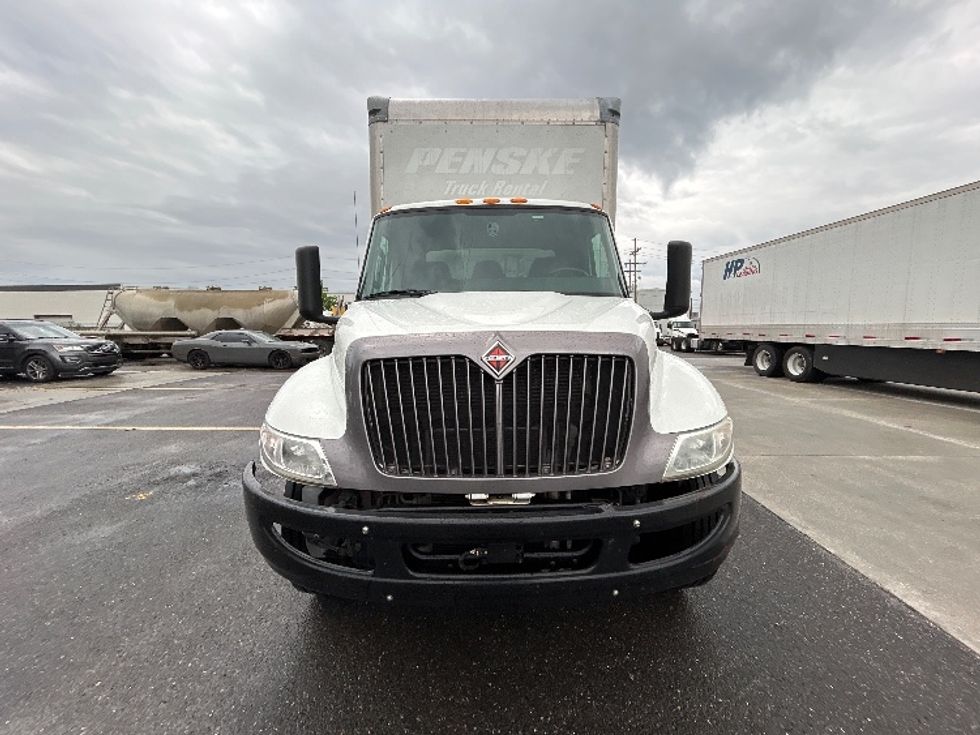 Medium Duty Box Truck-Light and Medium Duty Trucks-International-2022-MV607-Harahan-LA-127,972\n\t\tmiles-$ 68,500 - Image 2