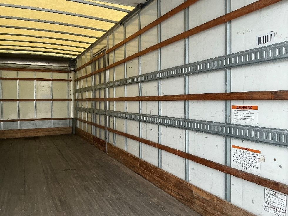 Medium Duty Box Truck-Light and Medium Duty Trucks-International-2022-MV607-Harahan-LA-128,369\n\t\tmiles-$ 62,750 - Image 12
