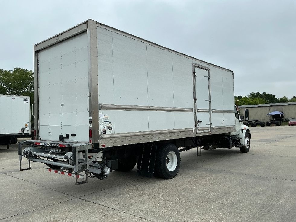 Medium Duty Box Truck-Light and Medium Duty Trucks-International-2022-MV607-Harahan-LA-128,369\n\t\tmiles-$ 62,750 - Image 13