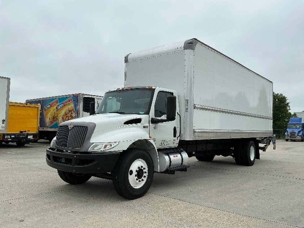 Medium Duty Box Truck-Light and Medium Duty Trucks-International-2022-MV607-Harahan-LA-128,369\n\t\tmiles-$ 62,750 - Image 3