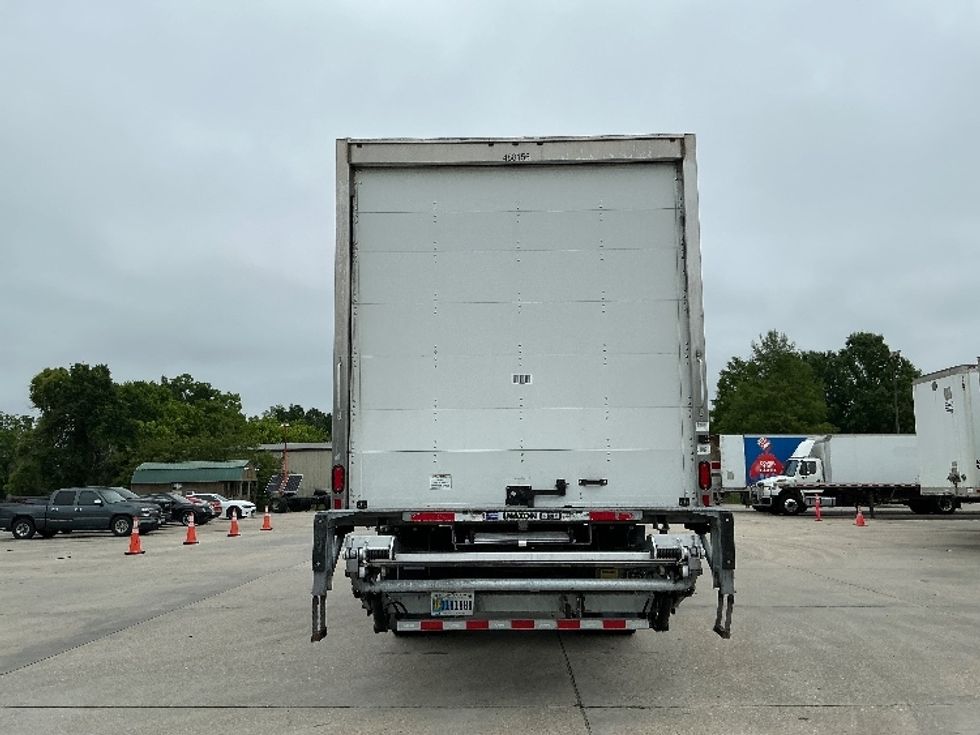 Medium Duty Box Truck-Light and Medium Duty Trucks-International-2022-MV607-Harahan-LA-128,369\n\t\tmiles-$ 62,750 - Image 7