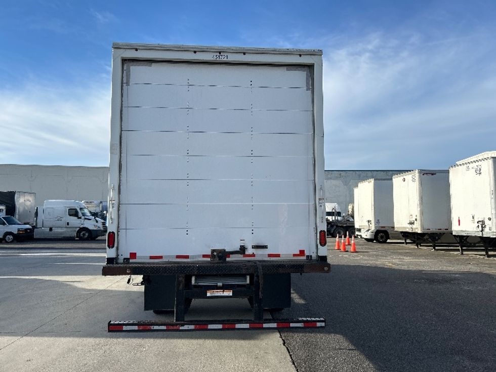 Medium Duty Box Truck-Light and Medium Duty Trucks-International-2022-MV607-Harahan-LA-59,619\n\t\tmiles-$ 71,250 - Image 7