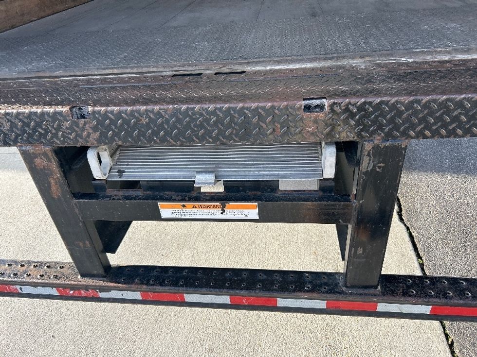 Medium Duty Box Truck-Light and Medium Duty Trucks-International-2022-MV607-Harahan-LA-59,619\n\t\tmiles-$ 71,250 - Image 9