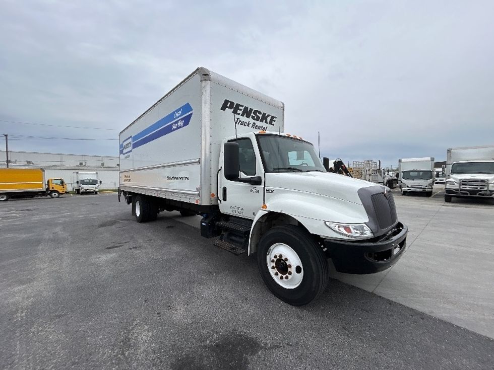 Medium Duty Box Truck-Light and Medium Duty Trucks-International-2022-MV607-Harahan-LA-93,184\n\t\tmiles-$ 76,500 - Image 1