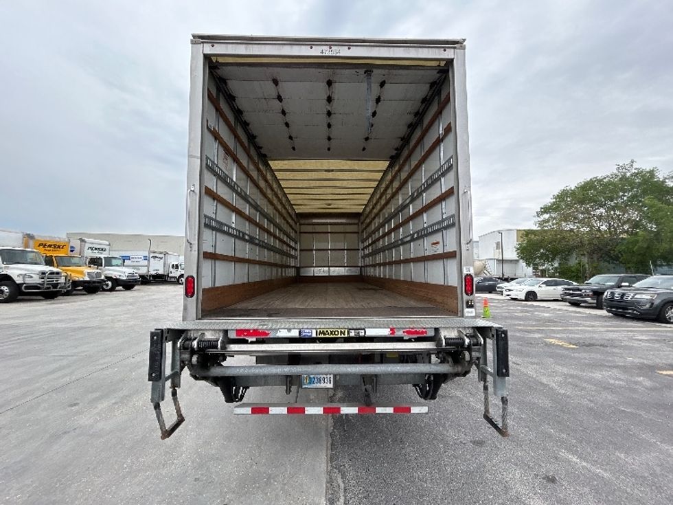 Medium Duty Box Truck-Light and Medium Duty Trucks-International-2022-MV607-Harahan-LA-93,184\n\t\tmiles-$ 76,500 - Image 8