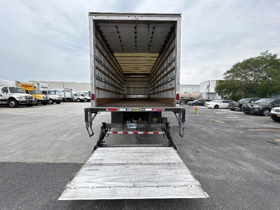 Medium Duty Box Truck-Light and Medium Duty Trucks-International-2022-MV607-Harahan-LA-93,184\n\t\tmiles-$ 76,500 - Image 9