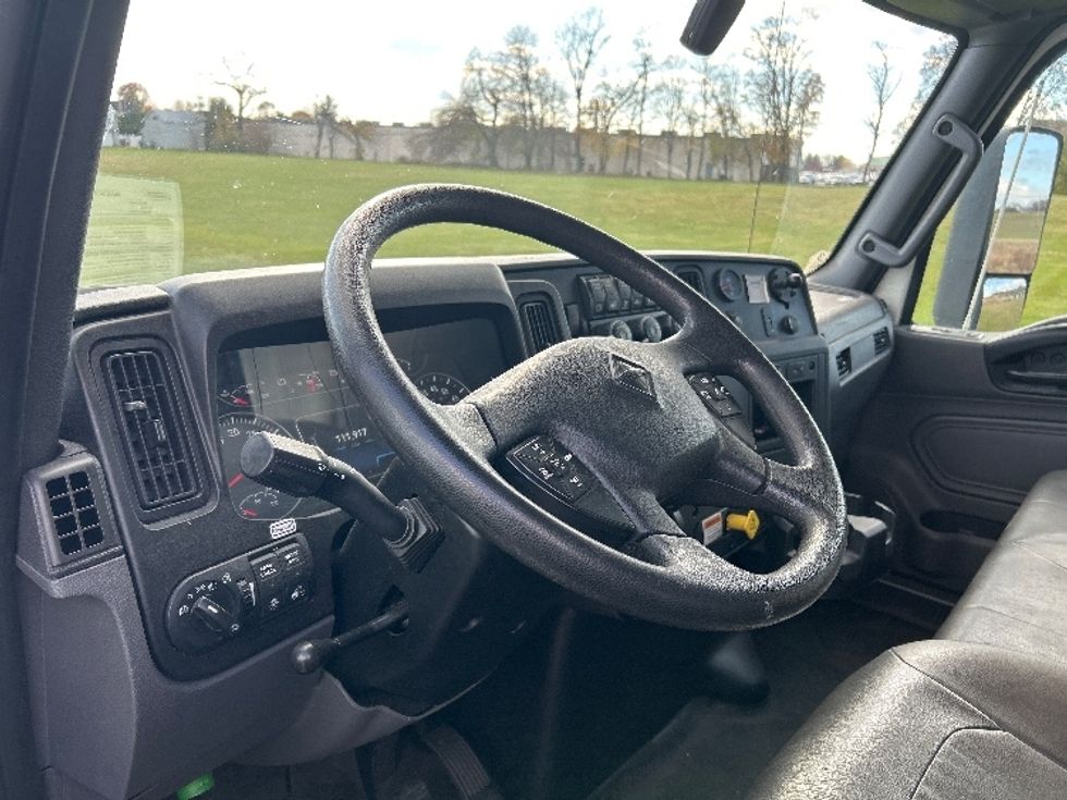 Medium Duty Box Truck-Light and Medium Duty Trucks-International-2022-MV607-Harrisburg-PA-111,917\n\t\tmiles-$ 68,250 - Image 15