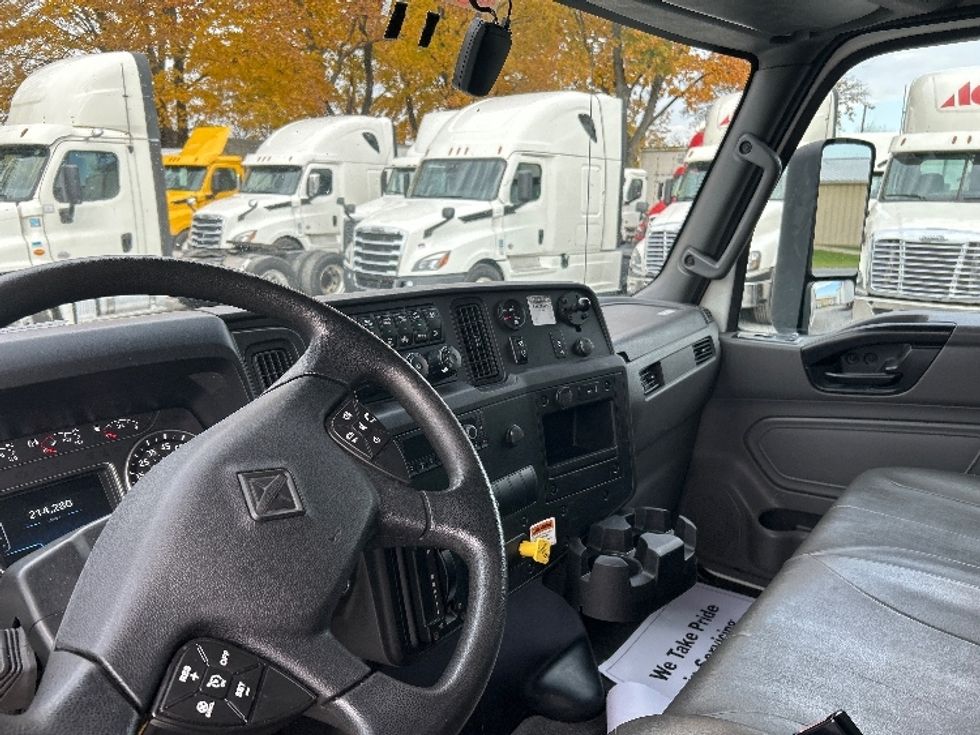 Medium Duty Box Truck-Light and Medium Duty Trucks-International-2022-MV607-Harrisburg-PA-214,588\n\t\tmiles-$ 49,000 - Image 17