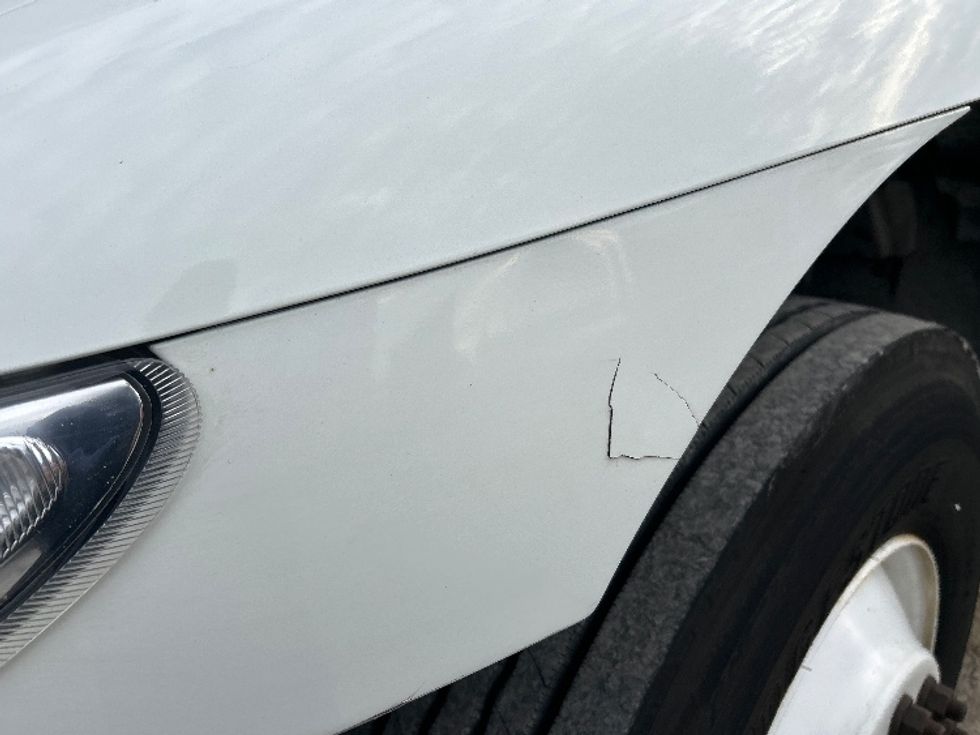 Medium Duty Box Truck-Light and Medium Duty Trucks-International-2022-MV607-Harrisburg-PA-214,588\n\t\tmiles-$ 49,000 - Image 25