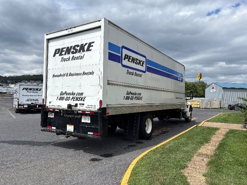 Medium Duty Box Truck-Light and Medium Duty Trucks-International-2022-MV607-Harrisonburg-VA-220,678\n\t\tmiles-$ 45,500 - Image 13