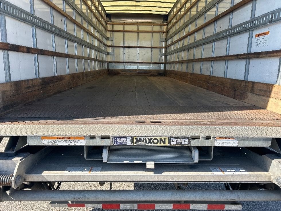 Medium Duty Box Truck-Light and Medium Duty Trucks-International-2022-MV607-Holland-MI-203,939\n\t\tmiles-$ 51,750 - Image 10