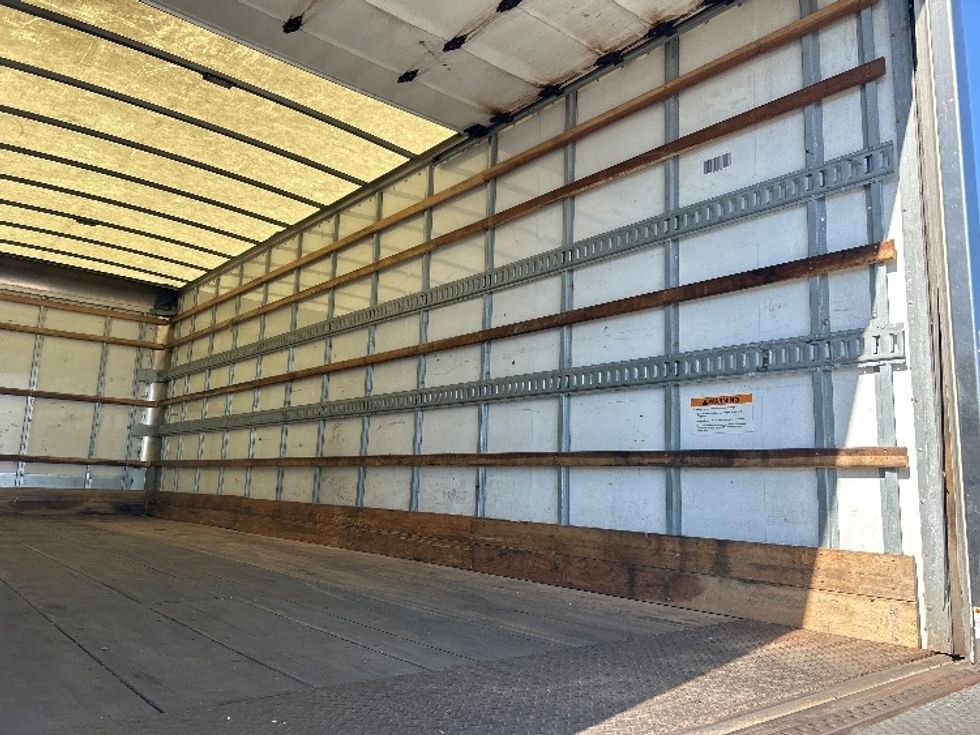 Medium Duty Box Truck-Light and Medium Duty Trucks-International-2022-MV607-Holland-MI-203,939\n\t\tmiles-$ 51,750 - Image 12