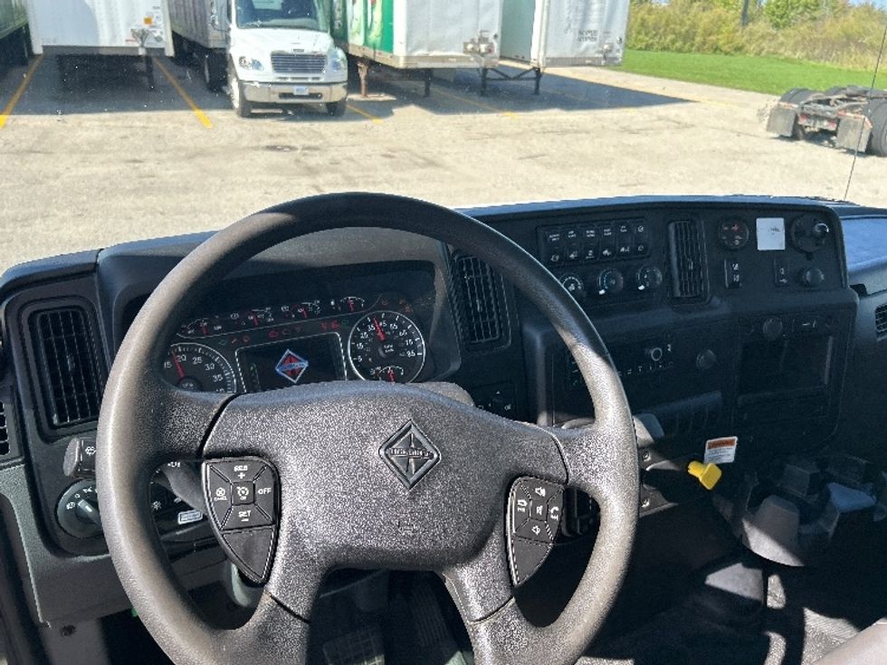 Medium Duty Box Truck-Light and Medium Duty Trucks-International-2022-MV607-Holland-MI-203,939\n\t\tmiles-$ 51,750 - Image 17