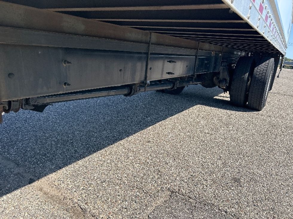 Medium Duty Box Truck-Light and Medium Duty Trucks-International-2022-MV607-Holland-MI-203,939\n\t\tmiles-$ 51,750 - Image 5