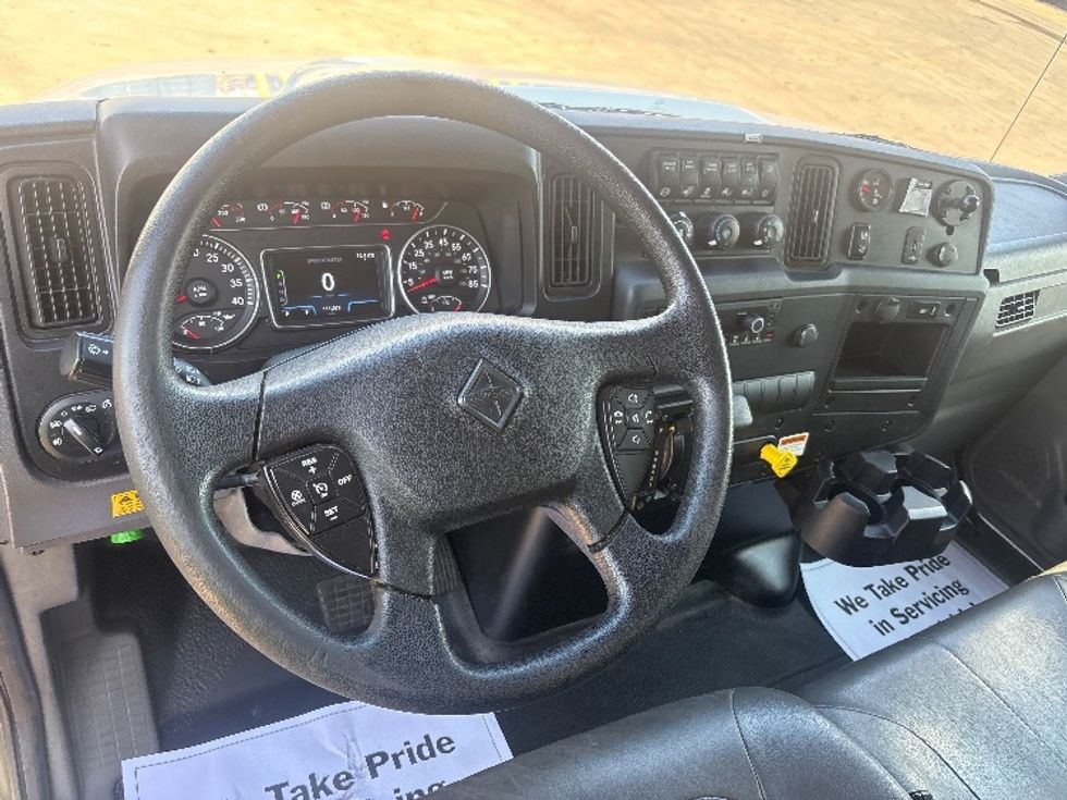 Medium Duty Box Truck-Light and Medium Duty Trucks-International-2022-MV607-Homewood-AL-98,005\n\t\tmiles-$ 79,500 - Image 17