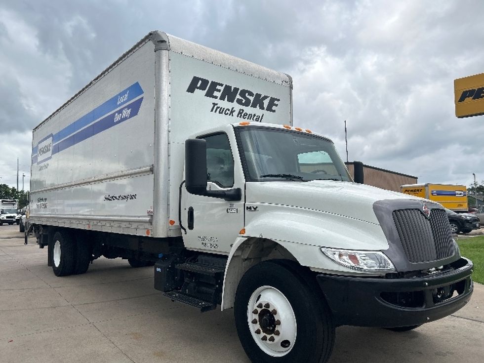 Medium Duty Box Truck-Light and Medium Duty Trucks-International-2022-MV607-Houston-TX-103,711\n\t\tmiles-$ 73,750 - Image 1