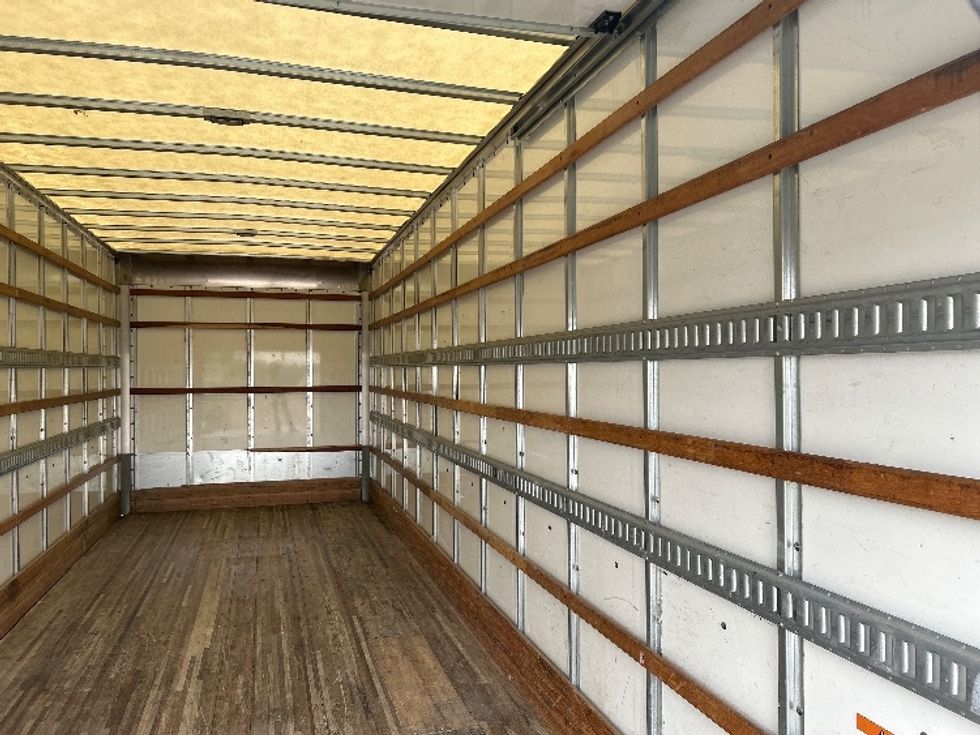 Medium Duty Box Truck-Light and Medium Duty Trucks-International-2022-MV607-Houston-TX-103,711\n\t\tmiles-$ 73,750 - Image 12