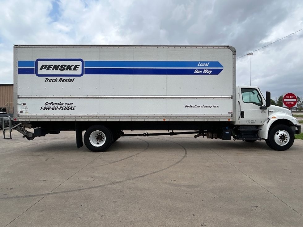 Medium Duty Box Truck-Light and Medium Duty Trucks-International-2022-MV607-Houston-TX-103,711\n\t\tmiles-$ 73,750 - Image 15