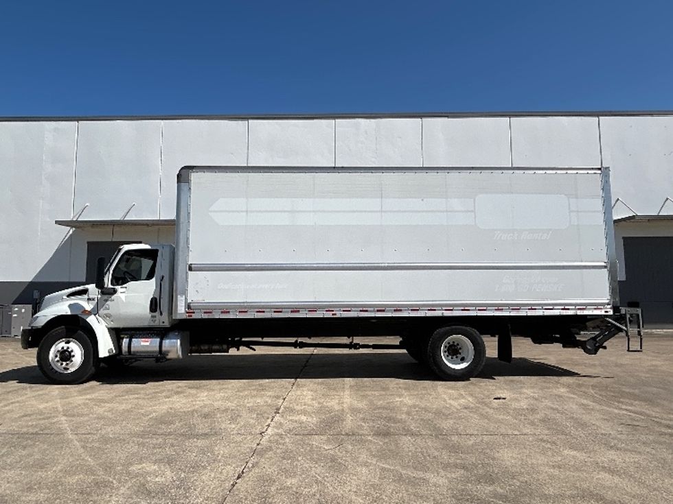 Medium Duty Box Truck-Light and Medium Duty Trucks-International-2022-MV607-Houston-TX-114,423\n\t\tmiles-$ 72,750 - Image 4