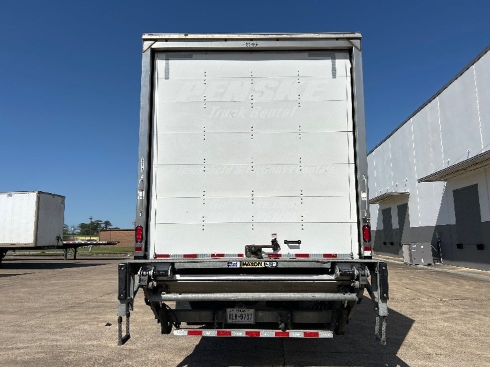 Medium Duty Box Truck-Light and Medium Duty Trucks-International-2022-MV607-Houston-TX-114,423\n\t\tmiles-$ 72,750 - Image 7