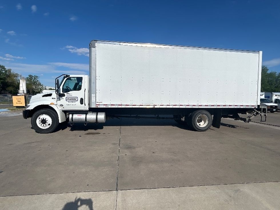 Medium Duty Box Truck-Light and Medium Duty Trucks-International-2022-MV607-Houston-TX-128,809\n\t\tmiles-$ 66,250 - Image 4
