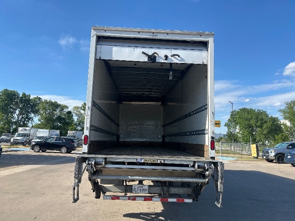 Medium Duty Box Truck-Light and Medium Duty Trucks-International-2022-MV607-Houston-TX-128,809\n\t\tmiles-$ 66,250 - Image 8