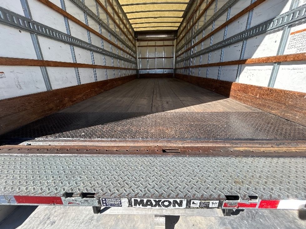 Medium Duty Box Truck-Light and Medium Duty Trucks-International-2022-MV607-Houston-TX-205,212\n\t\tmiles-$ 47,500 - Image 10