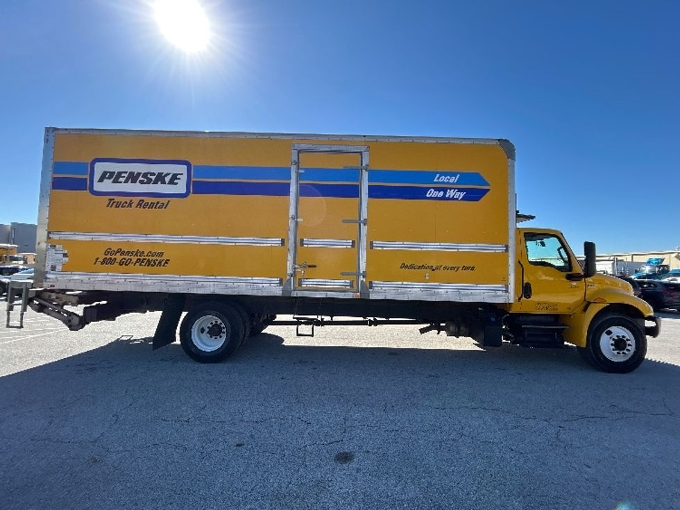 Medium Duty Box Truck-Light and Medium Duty Trucks-International-2022-MV607-Houston-TX-205,212\n\t\tmiles-$ 47,500 - Image 15