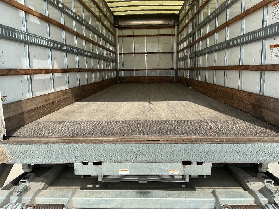 Medium Duty Box Truck-Light and Medium Duty Trucks-International-2022-MV607-Houston-TX-208,589\n\t\tmiles-$ 46,750 - Image 10